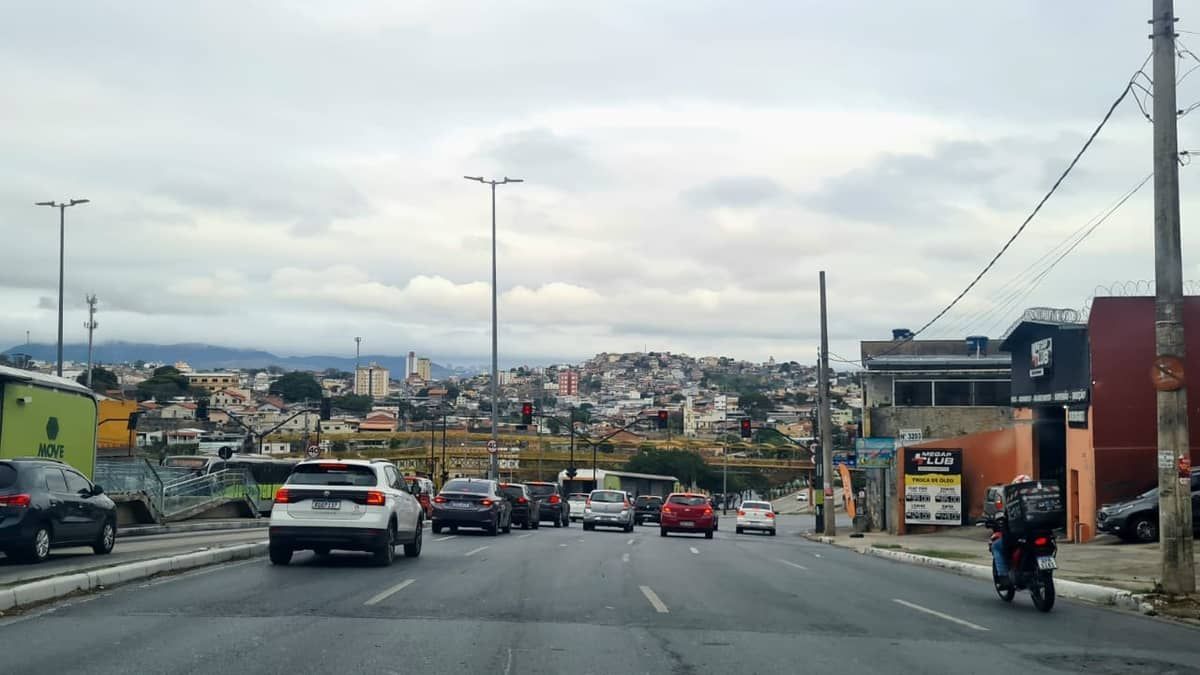 Defesa Civil emite alerta de chuva com ventos de até 50 km/h em Belo Horizonte