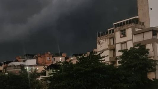 Céu nublado nessa segunda (13) no bairro Serra, região Centro-Sul de BH