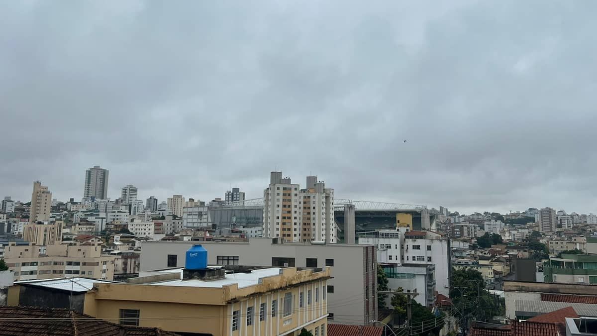 Belo Horizonte está sob alerta de chuva de até 70 milímetros, ventos de 50 km/h e risco de deslizamentos 