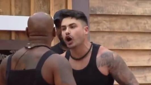 Cézar Black e Lucas discutiram feio nesta tarde