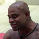 BBB 23: Cezar chora ao lembrar discurso de Nicácio: ‘ser enfermeiro não é demérito’