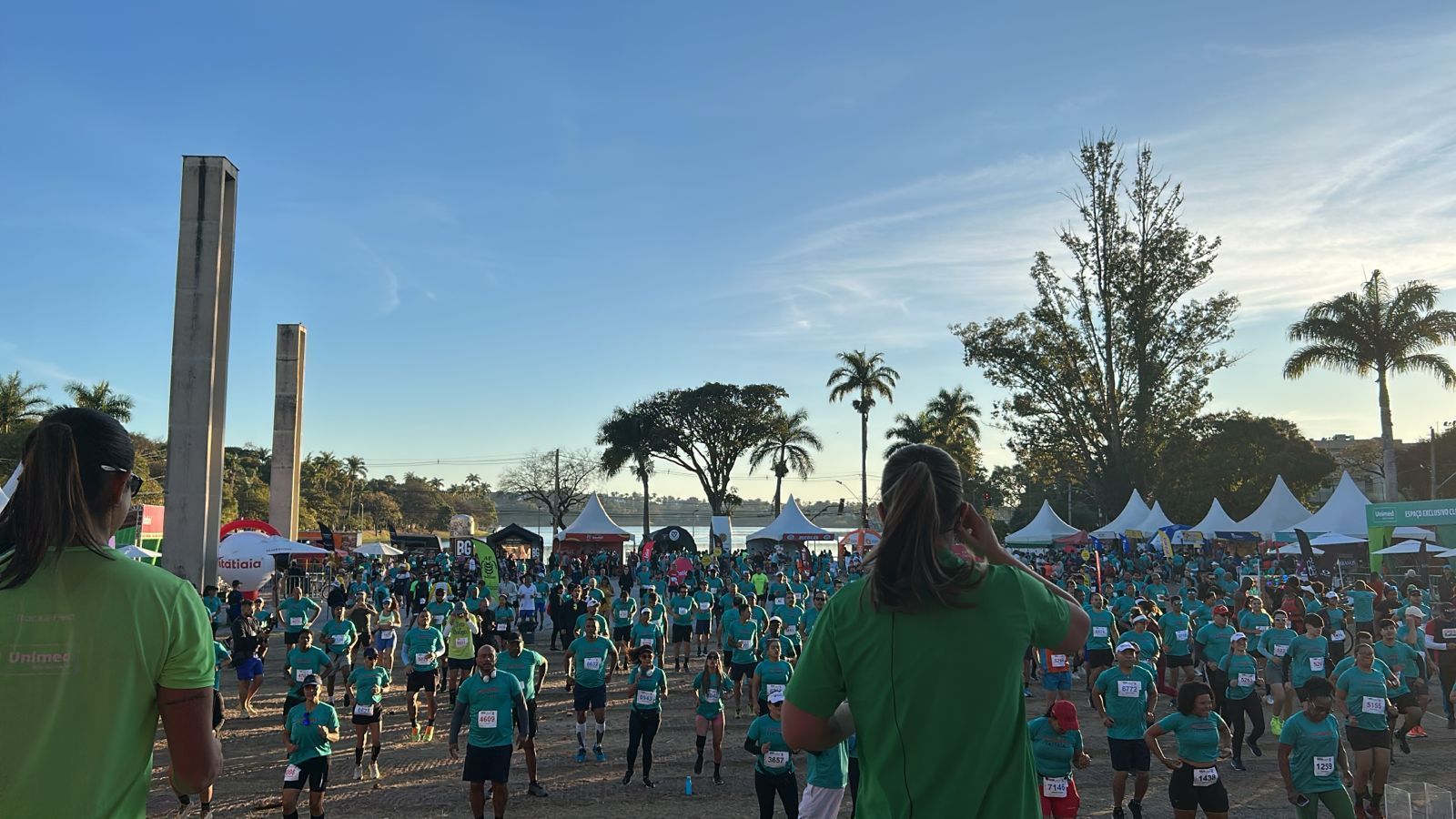Corrida Itatiaia 2025 começa com largadas das provas de 17,8 km e 10 km na Pampulha, em BH