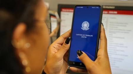Do total de vagas disponibilizadas, 355 são para pessoas com deficiência