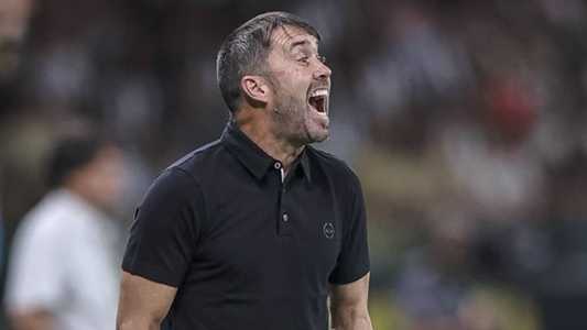 Chacho Coudet polemizou em coletiva após a derrota para o Libertad