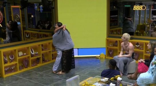 Sisters comemoram presente