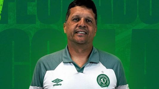 Chape anunciou retorno do treinador nesta quarta-feira (9)
