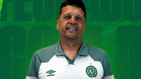 Chape anunciou retorno do treinador nesta quarta-feira (9)