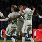 Com um a mais, Chapecoense goleia Avaí em clássico pela Série B