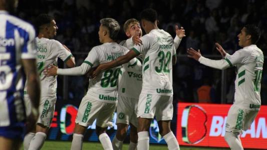 Chapecoense conquistou grande resultado fora de casa