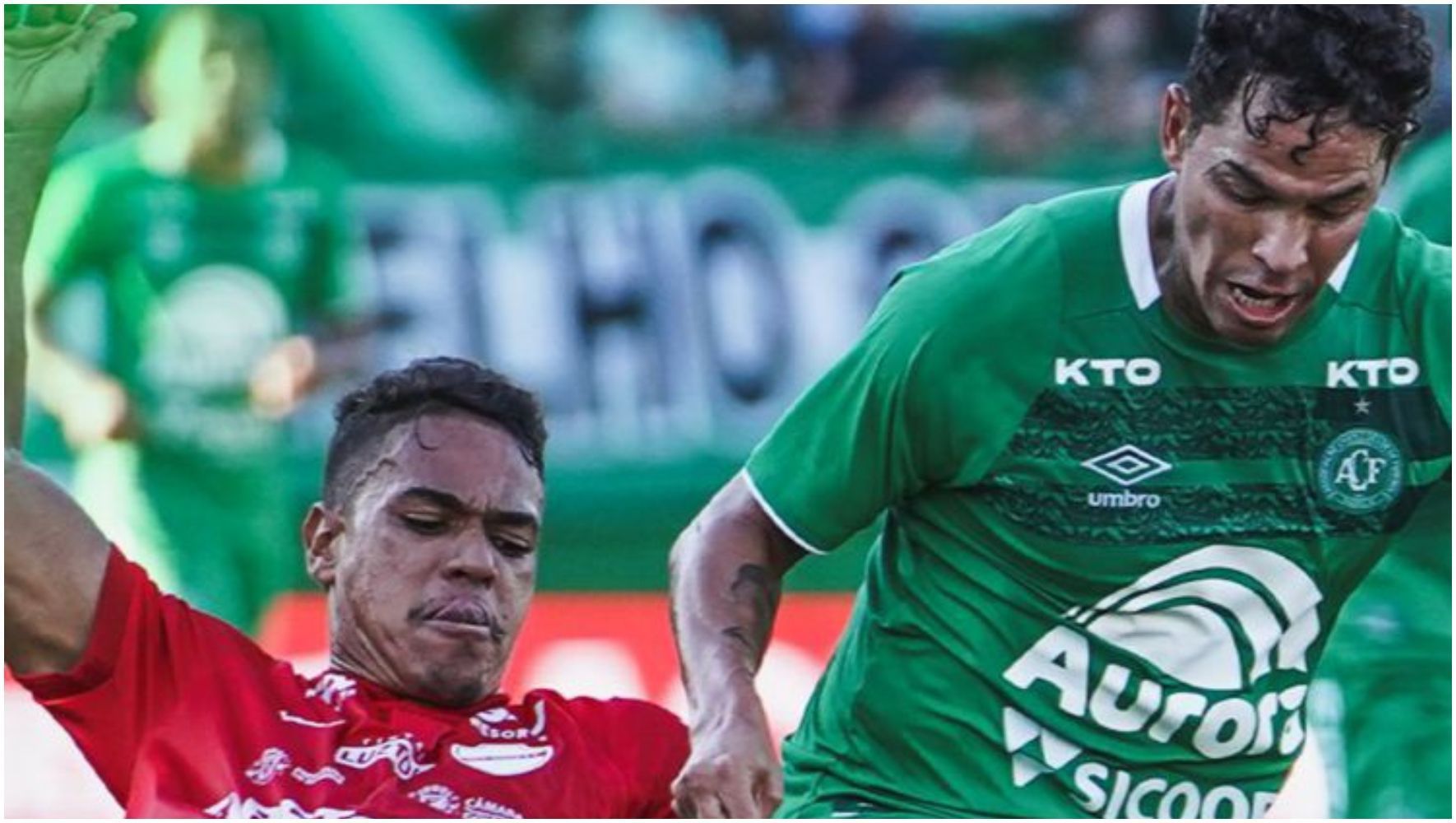 Com gols no fim, Vila Nova e Chapecoense ficam no empate pela Série B