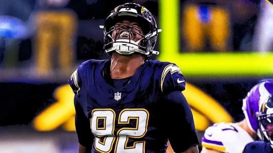 Justin Eboigbe em Chargers 37 x 10 Vikings, pela temporada 2025 da NFL