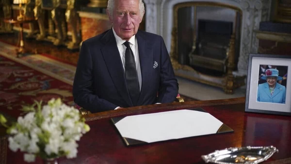 Artistas confirmam presença em show na coroação de Charles III