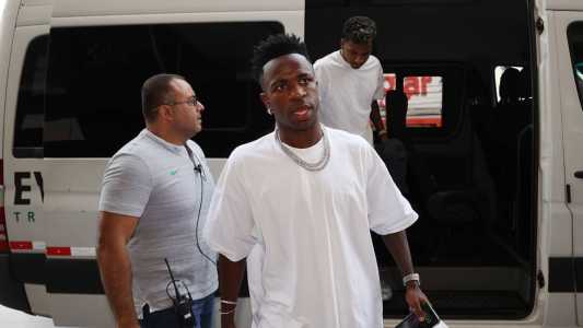 Chegada de Vinícius Júnior à concentração da Seleção Brasileira em Cuiabá
