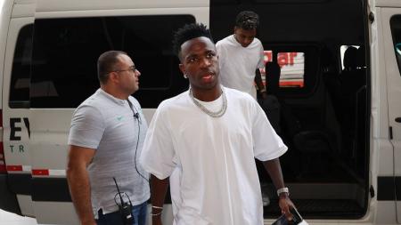 Chegada de Vinícius Júnior à concentração da Seleção Brasileira em Cuiabá