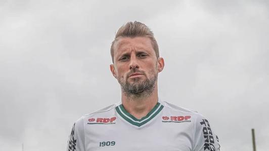 Chegou ao fim passagem de Henrique pelo Coritiba