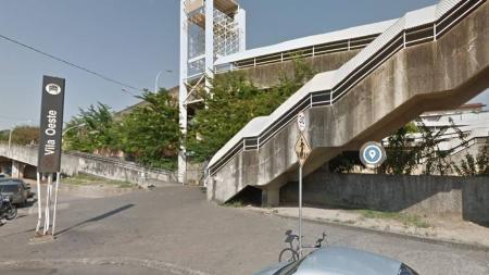 Cheiro forte semelhante a carniça tem sido recorrente próximo das estações Vila Oeste e Cidade Industrial