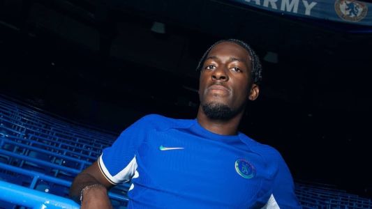 Chelsea anunciou Axel Disasi nesta sexta-feira (4)