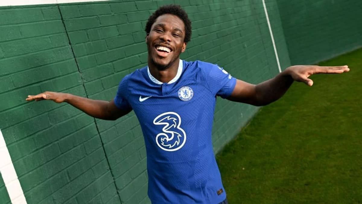 Chelsea oficializa contratação de 'novo Pogba', David Datro Fofana 