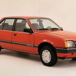 Seguradora lança plano para carros com até 35 anos