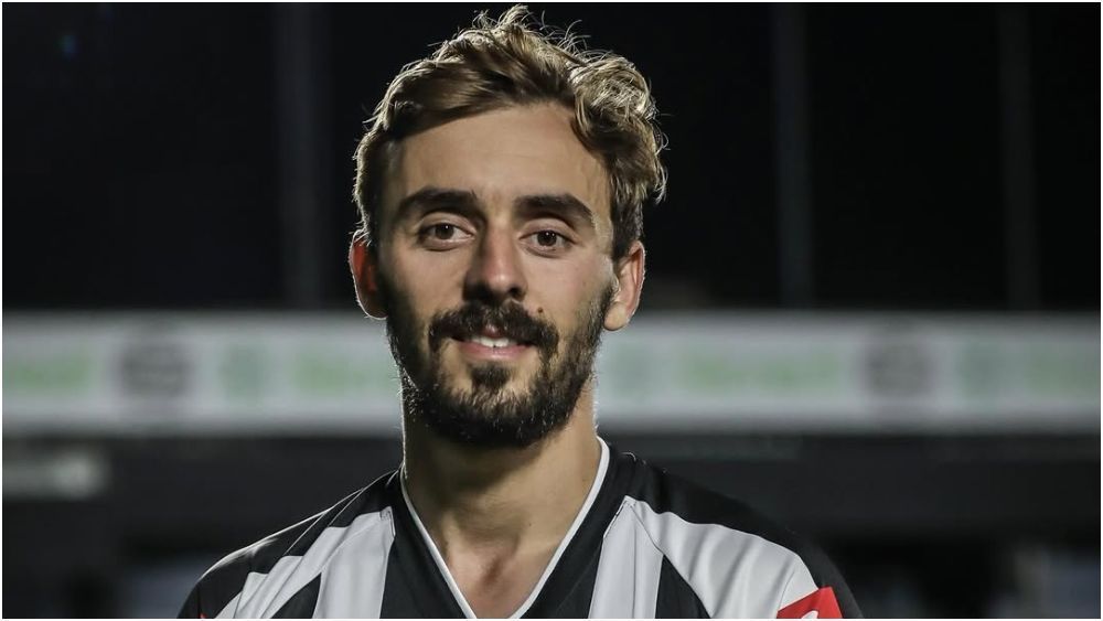 Athletic anuncia contratação de meia português para sequência da Série B