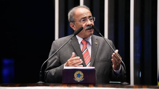 Chico Rodrigues vai presidir comissão destinada a dar suporte a indígenas Yanomami