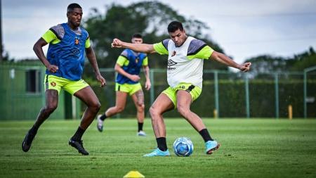 Chico, zagueiro do Sport