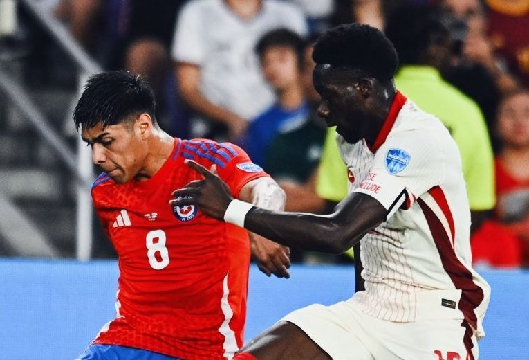 Canadá segura empate, avança às quartas da Copa América e elimina o Chile