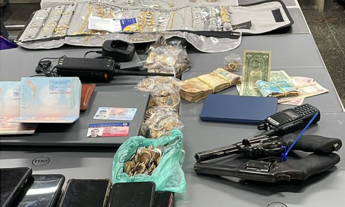 Polícia Civil de Minas Gerais prende em SP chilenos suspeitos de fazer parte de quadrilha de furtos a bancos