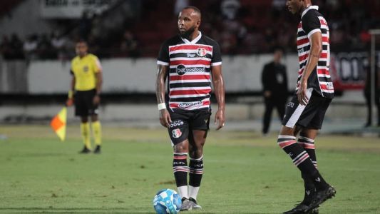 Chiquinho pode retornar à titularidade na sua posição no Santa Cruz