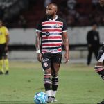 Evaristo sinaliza retorno de Chiquinho ao meio de campo no Santa Cruz