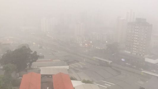 Chove forte em diversas regiões de BH
