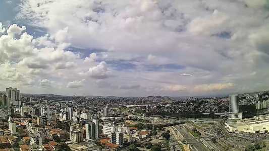 Chove forte na região Oeste de BH