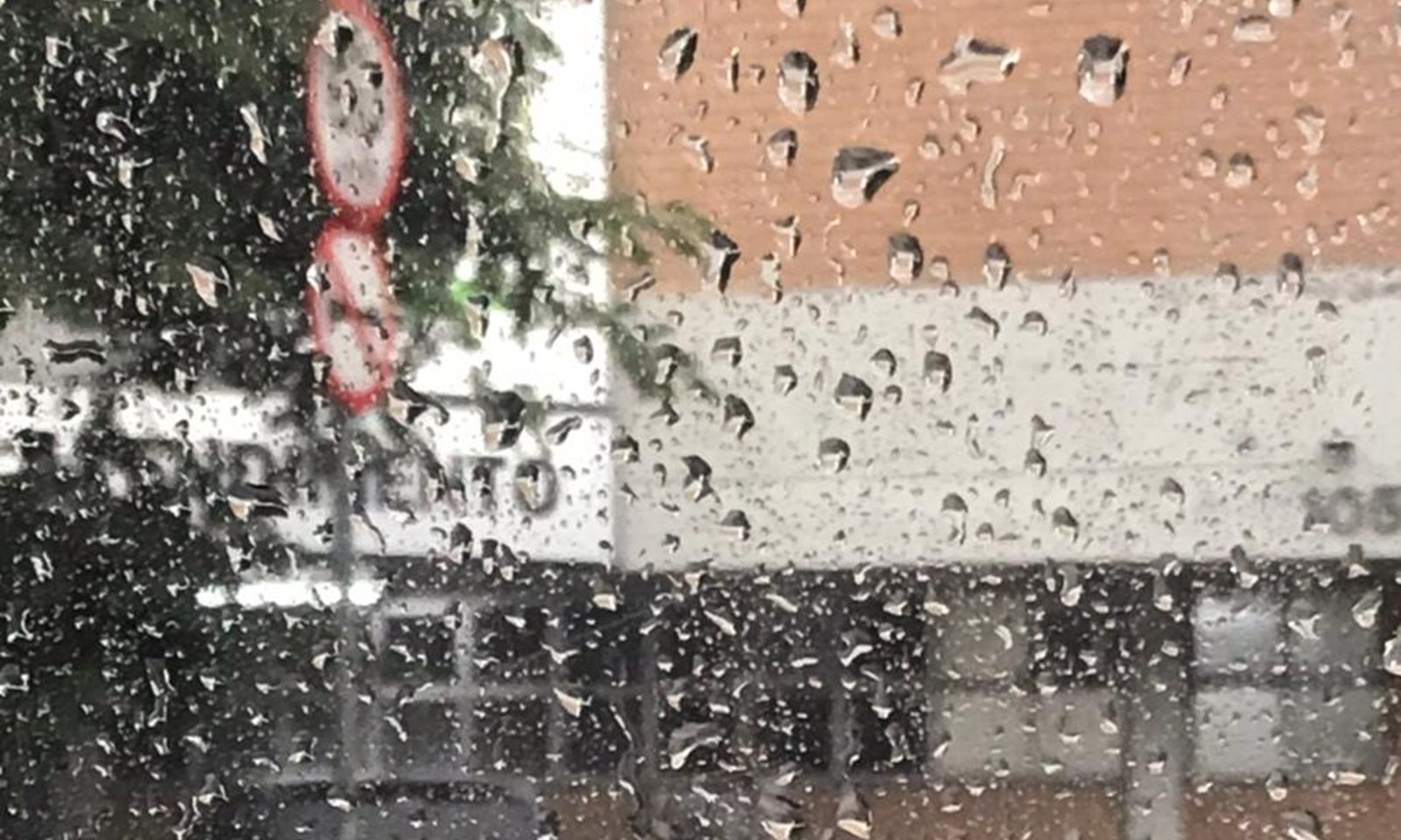 Belo Horizonte tem chuva forte nesta terça (19); confira as últimas atualizações