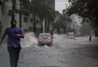 Veja a lista de estados que terão chuva e vendavais com avanço de frente fria