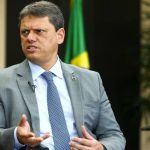 Tarcísio de Freitas lamenta mortes causadas por chuvas em SP