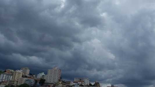 Chuva intensa pode atingir 363 cidades de Minas Gerais
