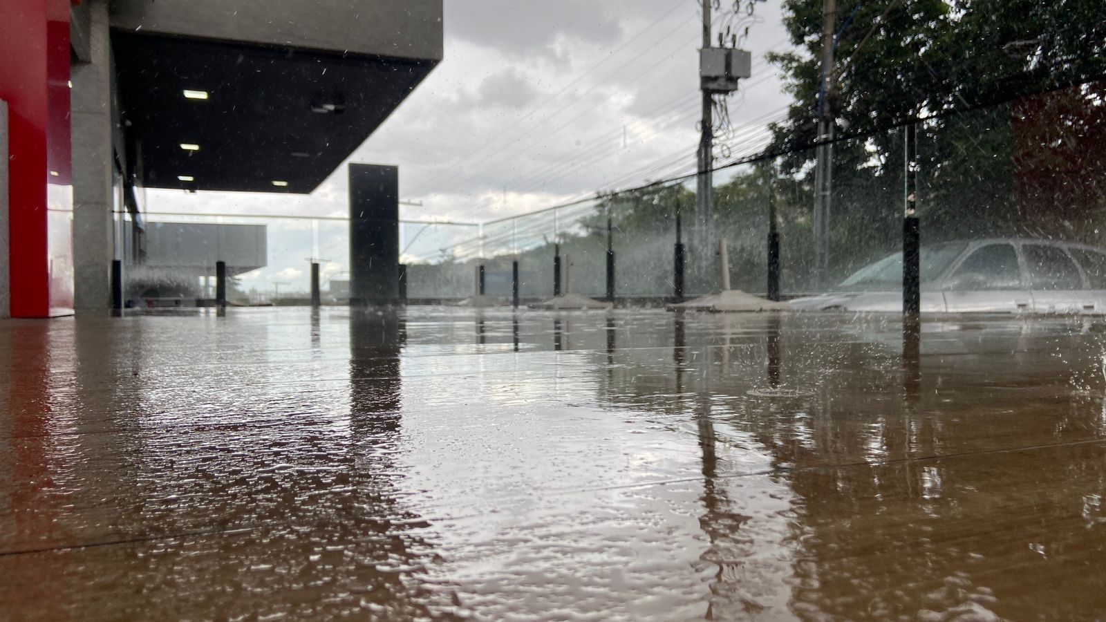 BH tem chuva neste sábado (17) de pós-Carnaval e segue em alerta para novos temporais