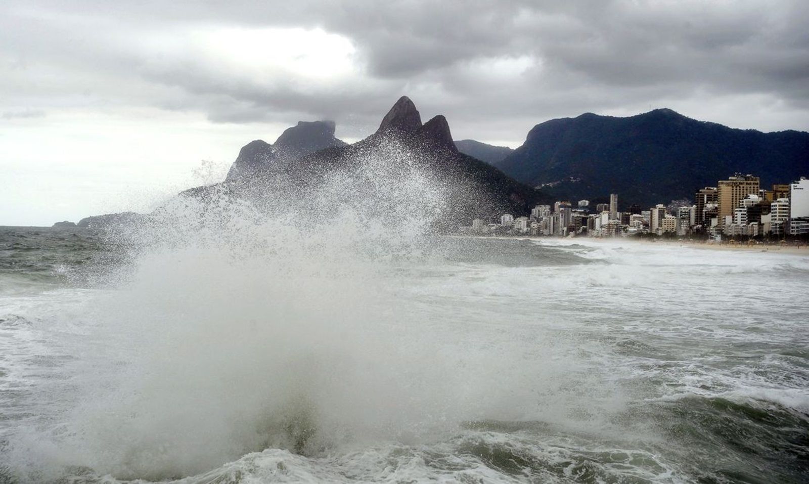 Previsão do tempo: Rio de Janeiro pode ter pancadas de chuvas nesse domingo (21)
