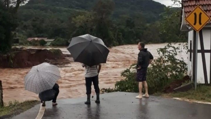 Chuva que atinge o Rio Grande do Sul pode chegar a Minas? Meteorologista explica