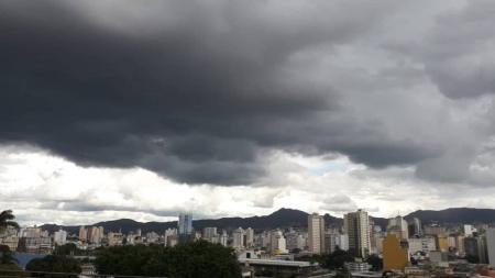 Chuvas intensas são esperadas em 163 cidades de Minas Gerais