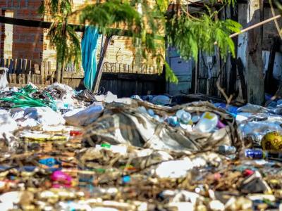 Foto mostra rastro deixado pelas chuvas que se abateram sobre Porto Alegre