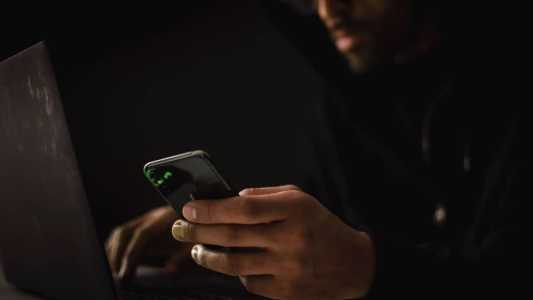 Cibercriminosos buscam vítimas a partir de phishing