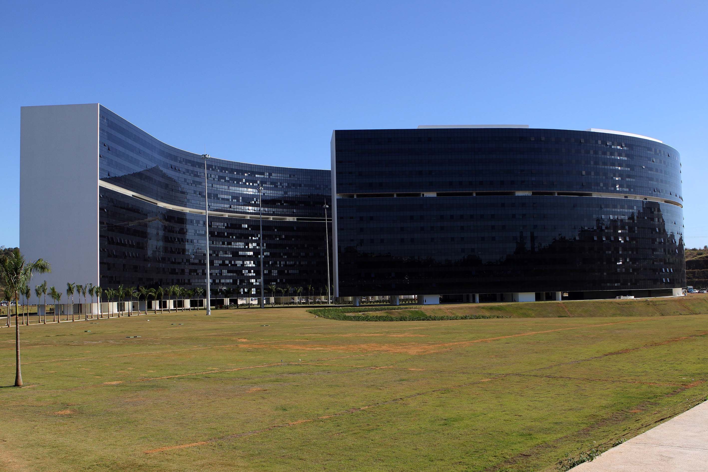 Com elevadores interditados, saiba quais serviços estão funcionando na Cidade Administrativa