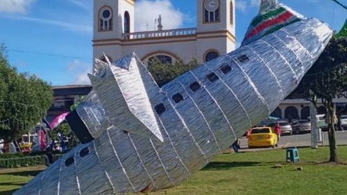 Cidade colombiana fez réplica de cena do acidente da Chapecoense