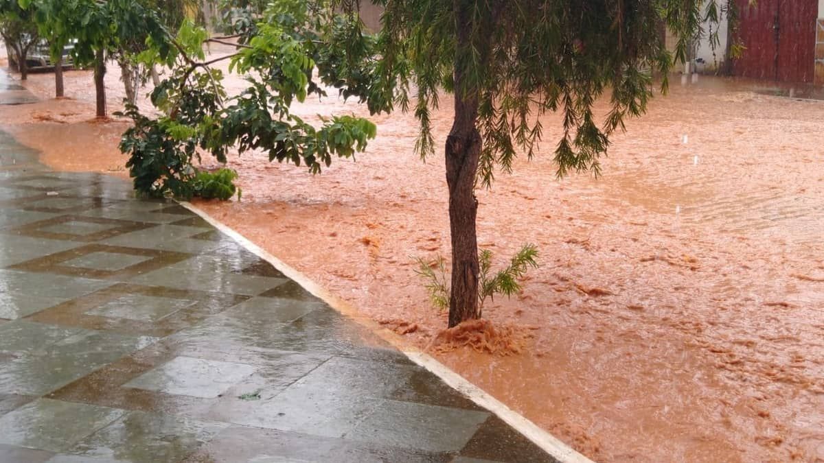 Cidades de Minas Gerais cancelam carnaval por causa de chuvas