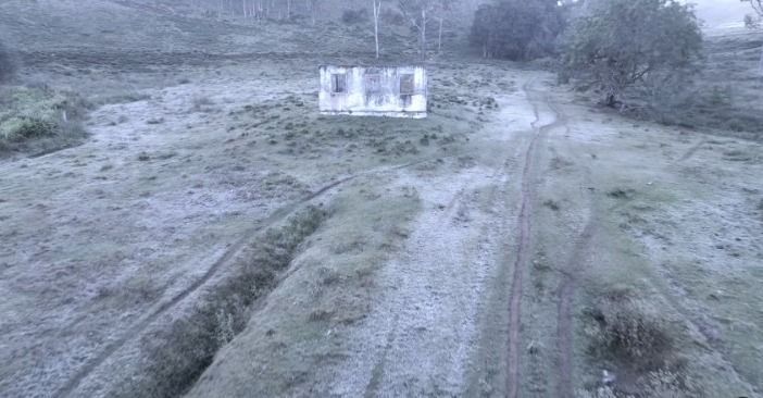 Com frio de -0,5ºC, cidade de MG amanhece 'coberta de gelo' nesta sexta (31)
