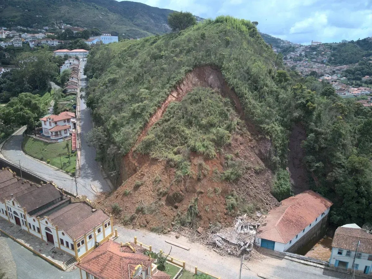 Defesa Civil emite alerta de risco geológico em Ouro Preto