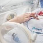 Mãe de sêxtuplos sobre bebês: 'todos estão liberados para pegar no colo' 