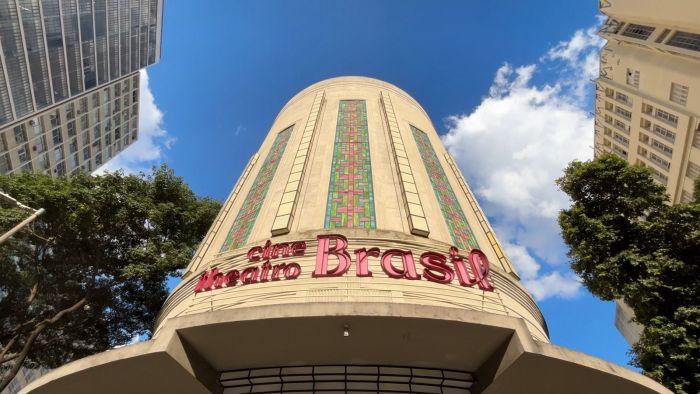 Prédio do Cine Theatro Brasil, inaugurado em julho de 1932, era considerado um arranha-céu
