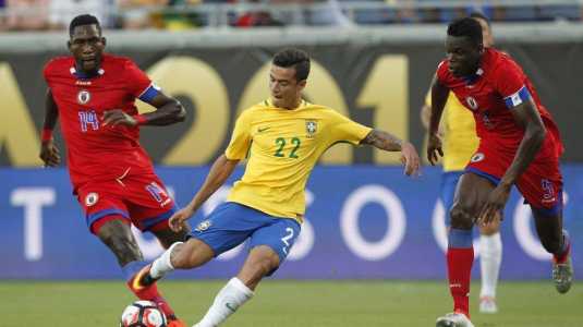 Philippe Coutinho em ação contra o Haiti pela Copa América de 2016